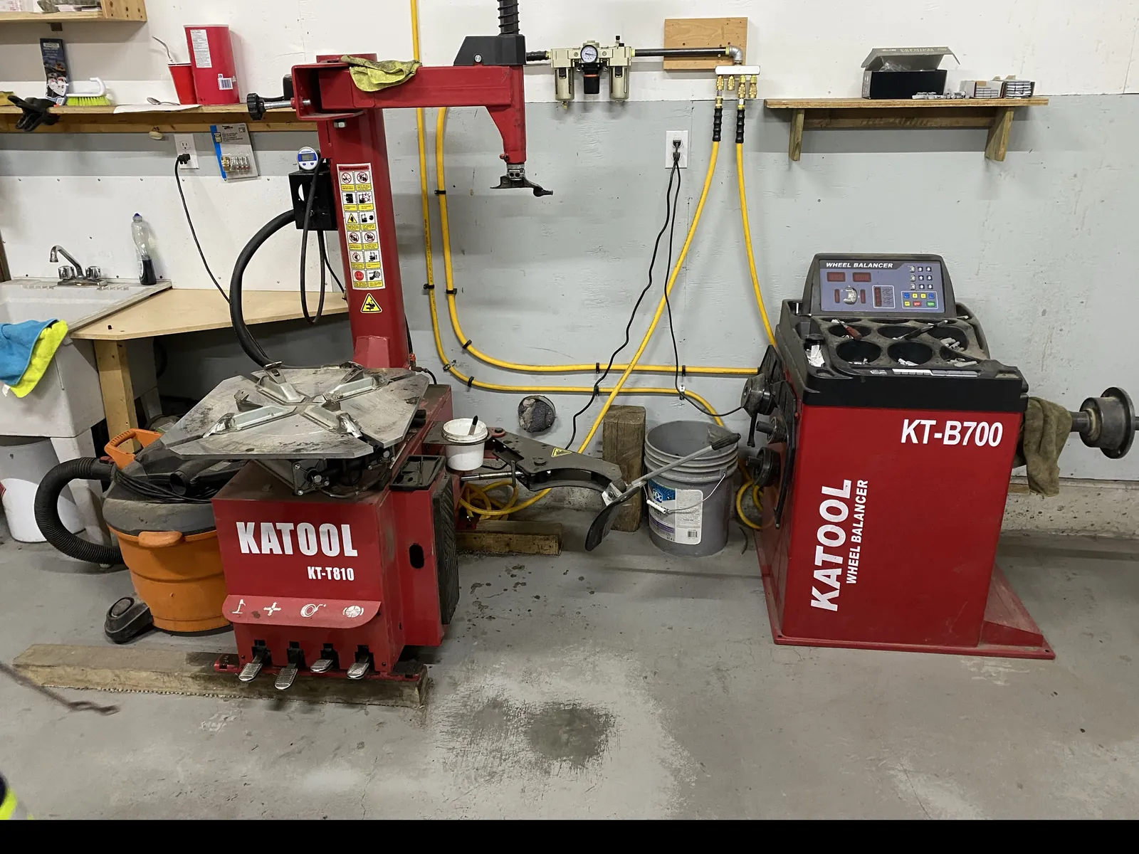 Adin's tire changer and wheel balancer